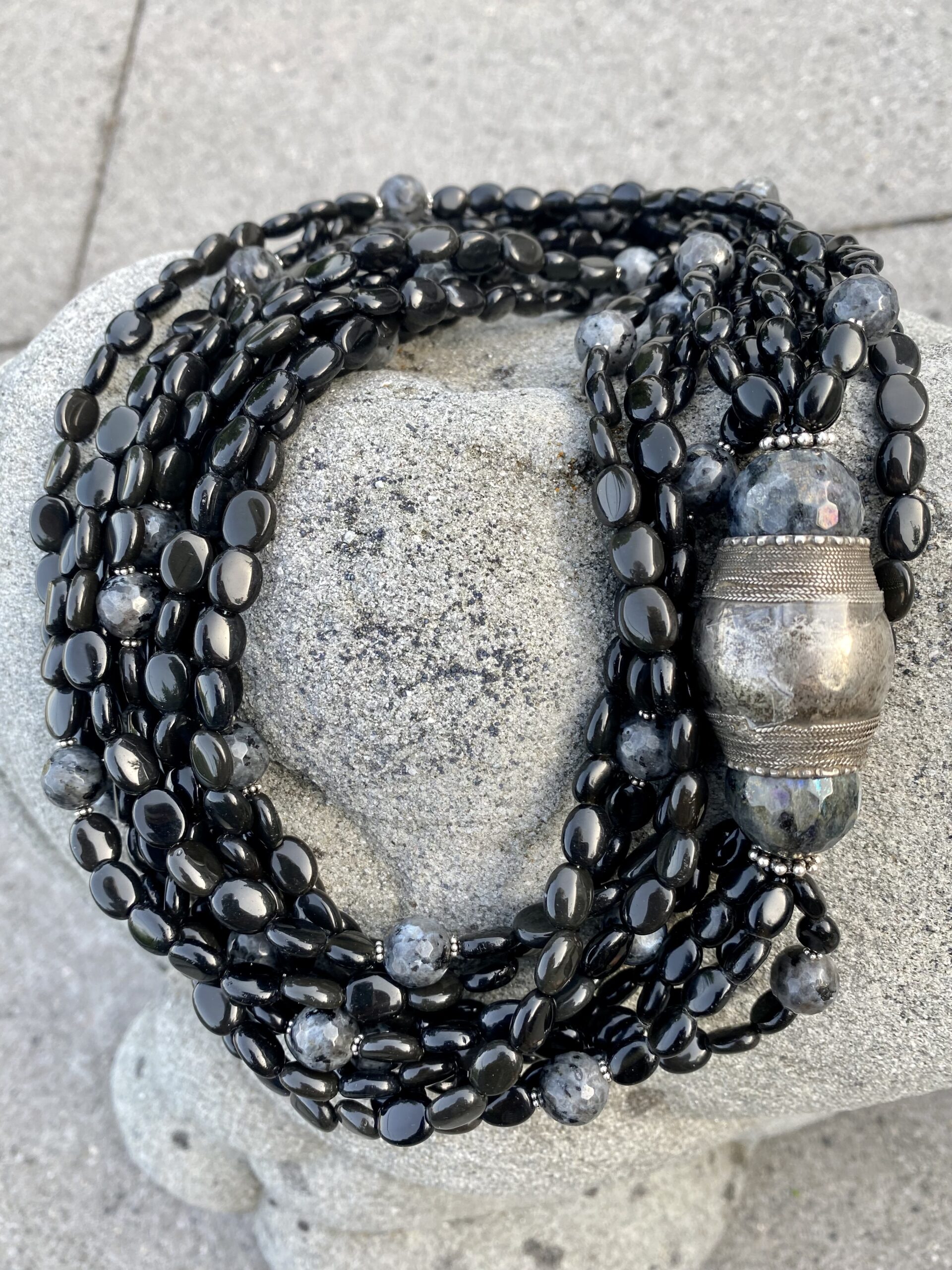 Schmuckstücke Juli 2022 — Schmuck von Elisabeth Benndorf-Lang