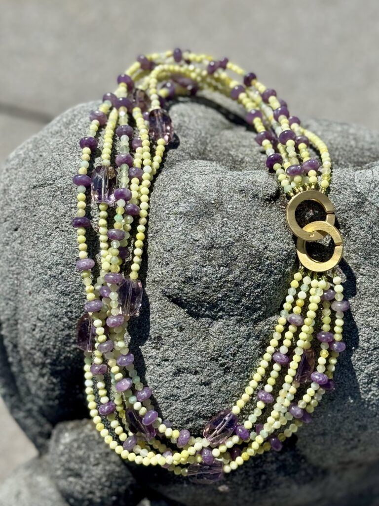 Halskette 89 — Collier aus Lemonstone