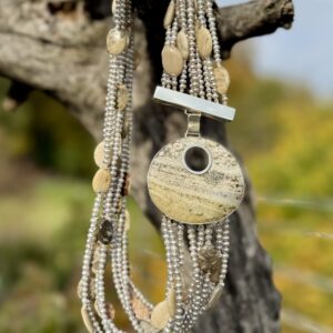 Collier mit wunderschöner Schließe aus Jaspis und Silber
